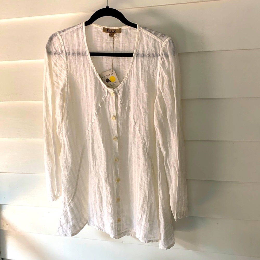 Linen tunic top with carved wooden button detail